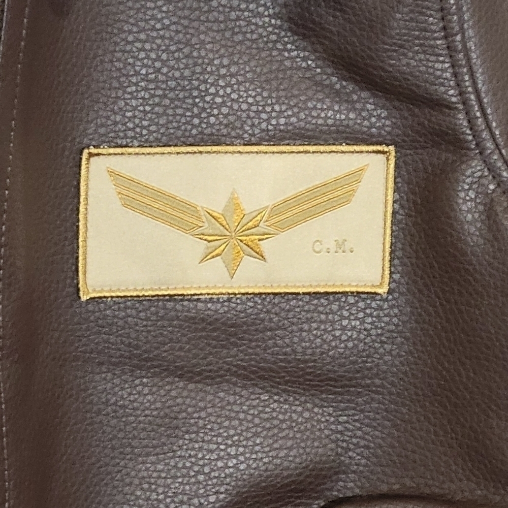 Captain Marvel jacket - Picture 4 of 7